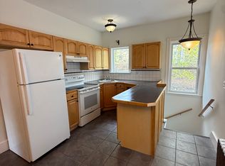 13 Cliff St #2, Attleboro, MA 02703