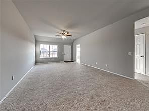 4th image of 2942 W McLaren Dr