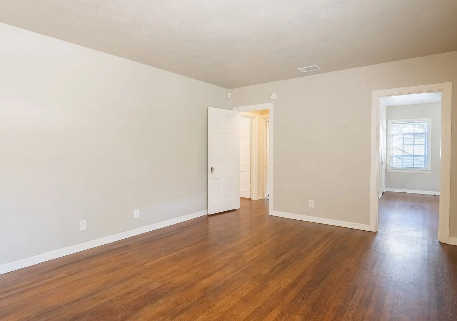 3245 8th Avenue & 1558 W Shaw Dr — Photo 4