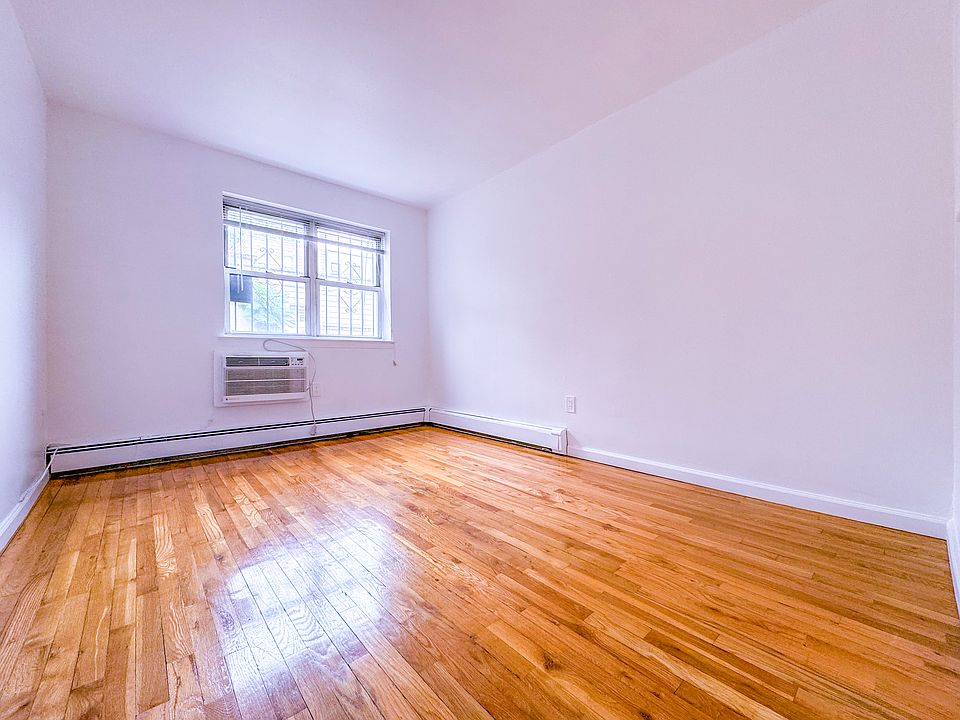 1st image of 36-25 29th St #1
