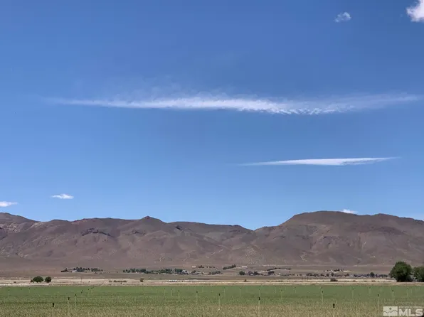 82 Locust Dr, Mason Valley, NV 89447