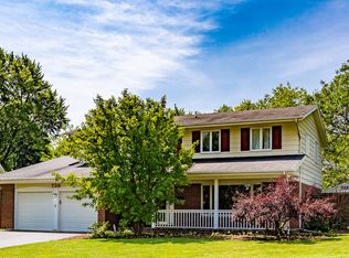 736 Milbeck Ct, Elk Grove Village, IL 60007