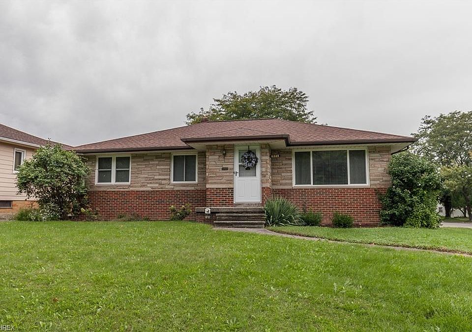1st image of 6082 S Park Blvd