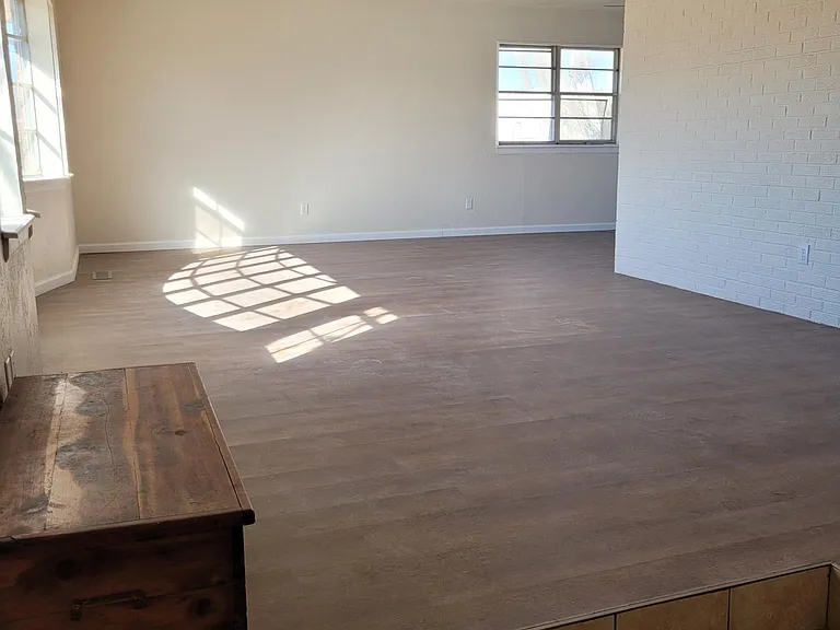 8204 S Country Club Dr — Photo 1