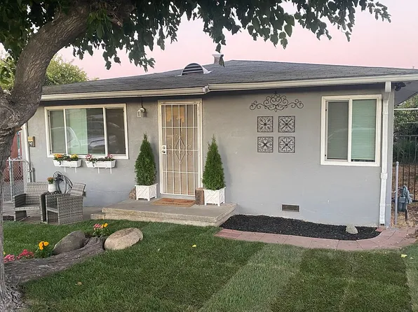 68 Poinsettia Ave, Bay Point, CA 94565