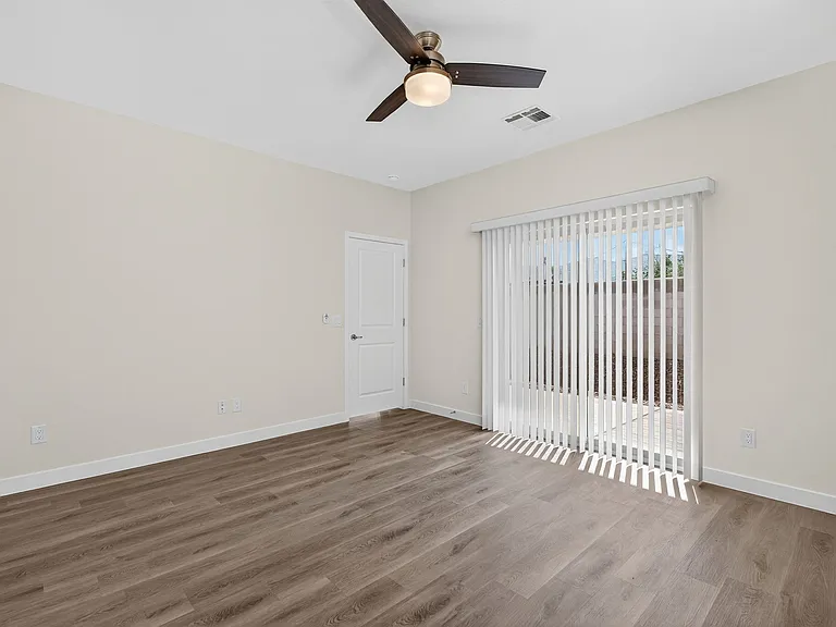 8217 S 9th Pl — Photo 12