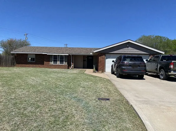 1319 Sooner Dr, Fairview, OK 73737