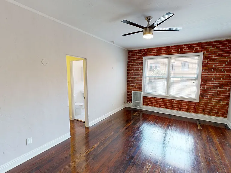 Ashmont Apartments...Art Deco Building...Newly Remodeled Apartments...CALL NOW! — Photo 7