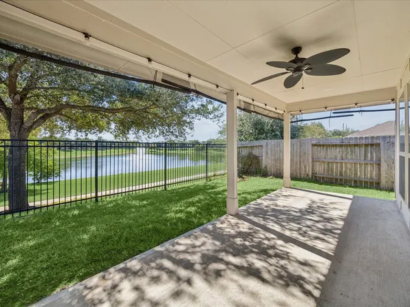 18203 Alora Springs Trce, Cypress, TX 77433