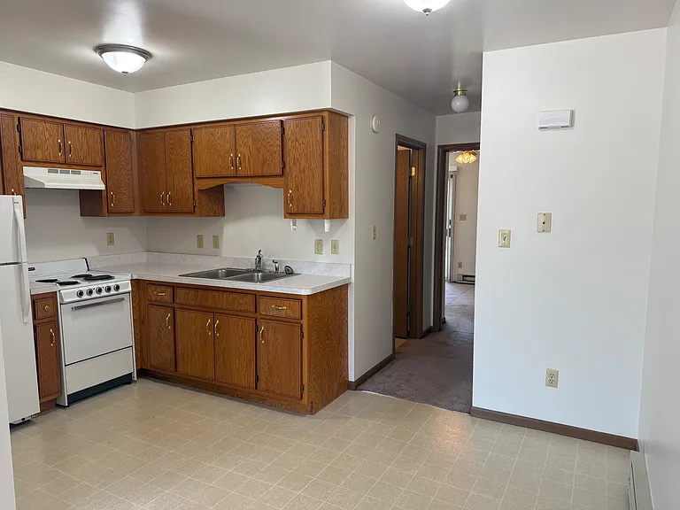 813 Covey Ln #5 — Photo 3