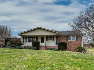 145 Patriot Cir, Bristol, VA 24201