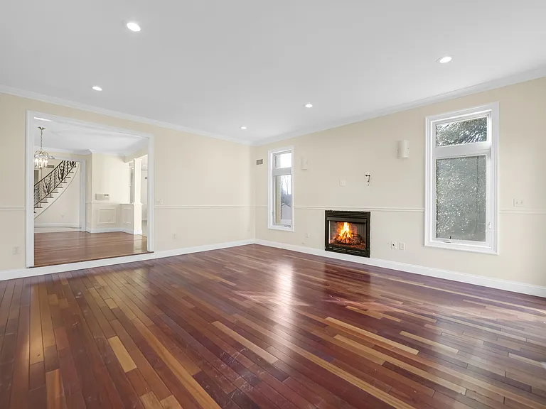 831 Pascack Rd — Photo 12
