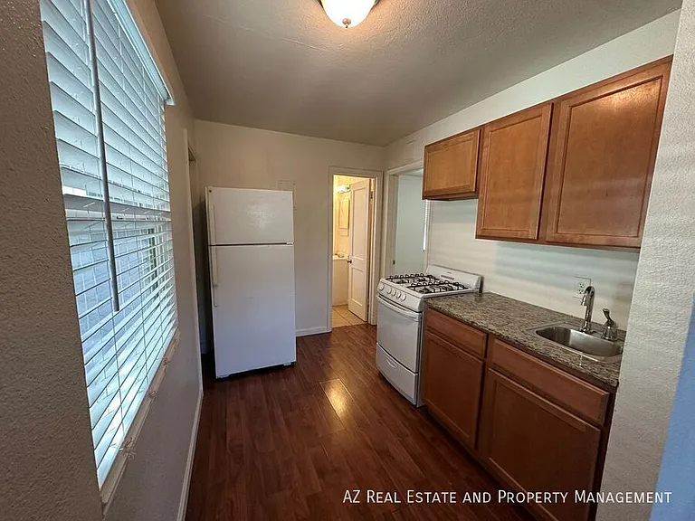 829 N 4th Ave #6 — Photo 11