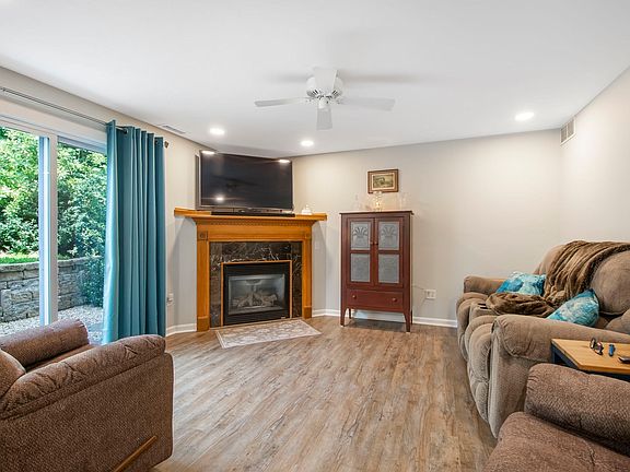 3rd image of 3 Frongillo Farm Rd