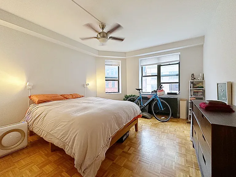 337 W 43rd St #6B — Photo 5