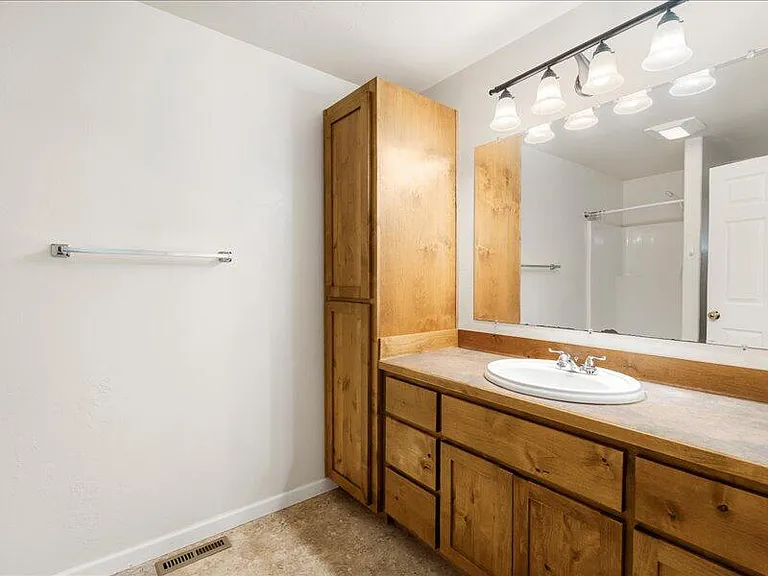 52459 Medill Ct — Photo 14