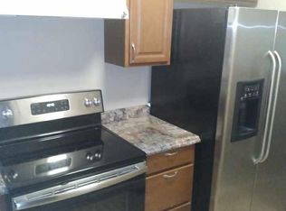 6918 NW Chapel Woods Ln, Kansas City, MO 64152