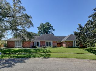 6640 Boone Dr, Baton Rouge, LA 70808