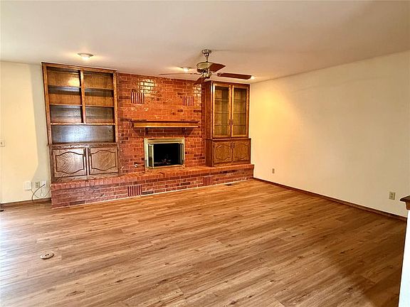 4th image of 205 Randolph Rd