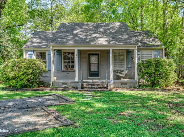 1060 Saint Ann St, Jackson, MS 39202