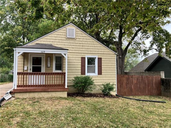 1619 S Spring St, Independence, MO 64055