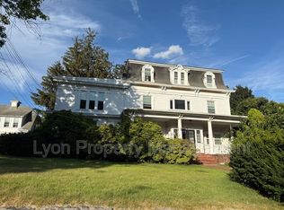 3 Highland St APT 4, Woonsocket, RI 02895