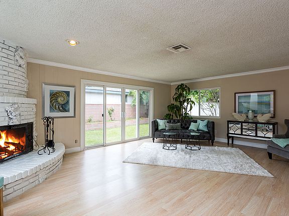 4th image of 12239 Sunnybrook Ln