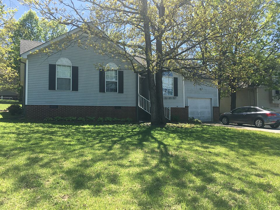 2nd image of 83 Vincent Ln