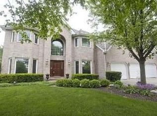 2227 Sable Oaks Dr, Naperville, IL 60564