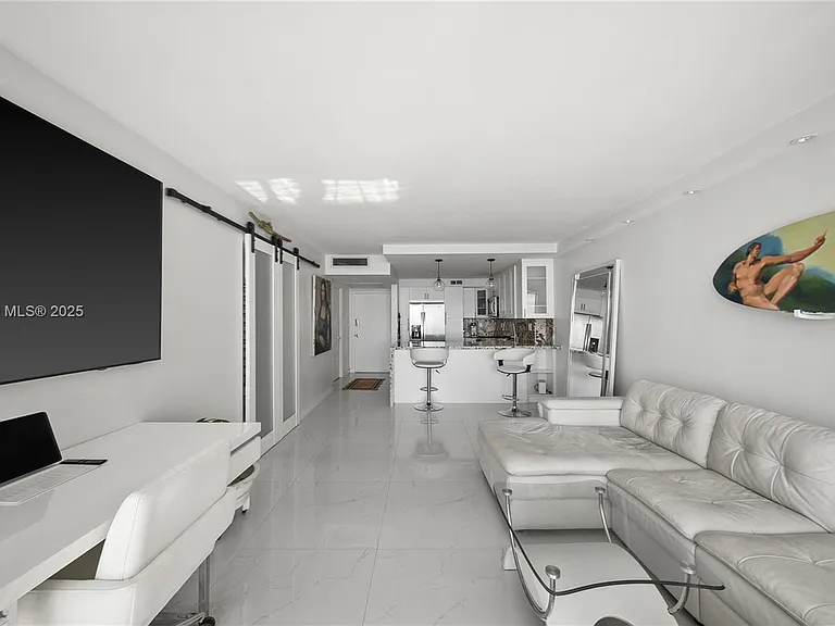 2030 S Ocean Dr #1716 — Photo 5
