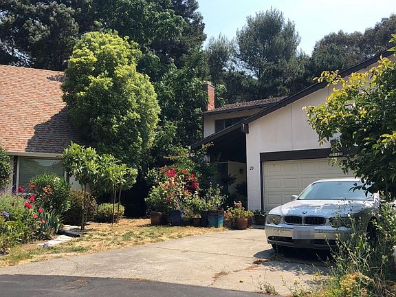 2nd image of 20 Parkridge Ct