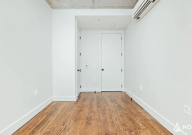 31-19 37th Ave #3G — Photo 8