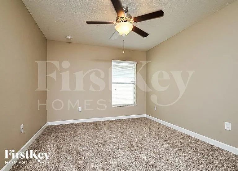 3451 Cortland Dr — Photo 7