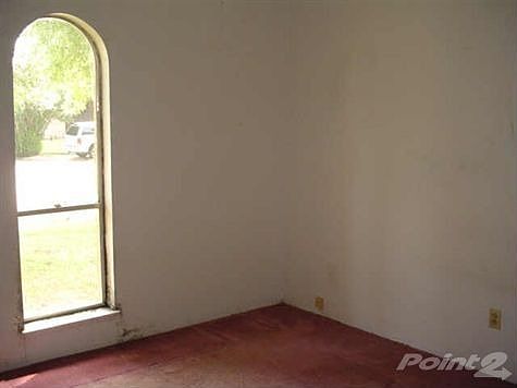 5th image of 2945 Nueva Tierra St