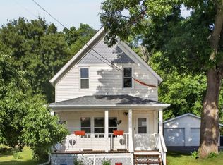 430 S Vincent St, Saint Croix Falls, WI 54024