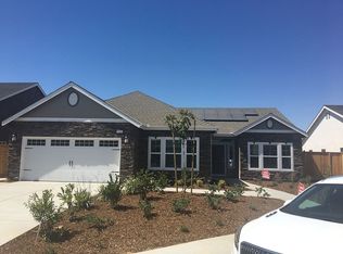 9528 Mountain Peak Ln, Shafter, CA 93263