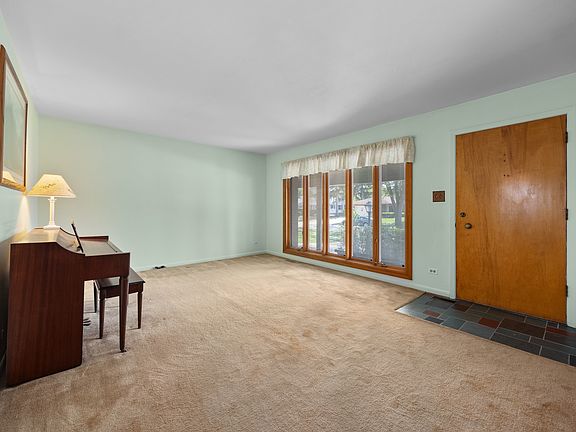 4th image of 342 Bianco Dr