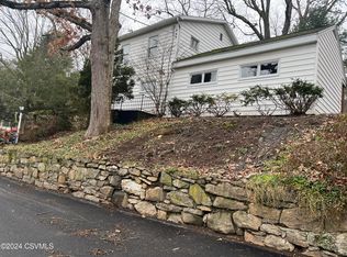 1709 Raven Ave, Coal Township, PA 17866