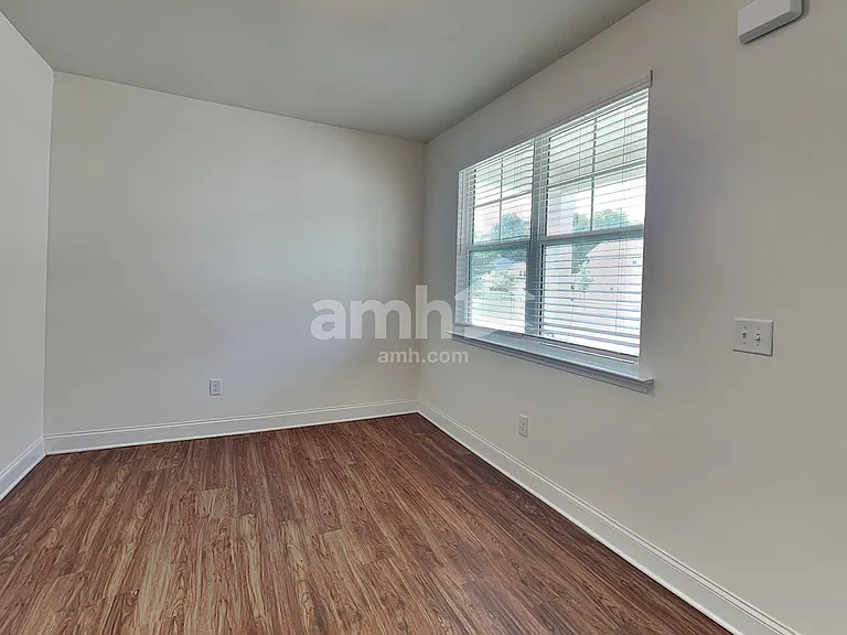 5125 Franks Creek Way — Photo 10