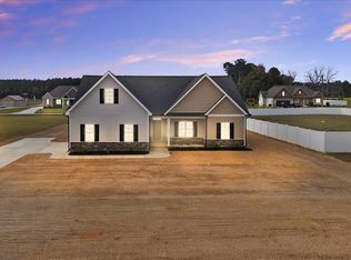 102 Chester Place, Pikeville, NC 27863