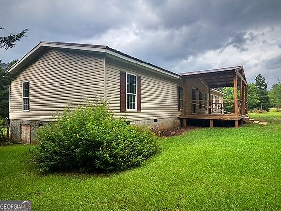 2nd image of 409 Old River Rd
