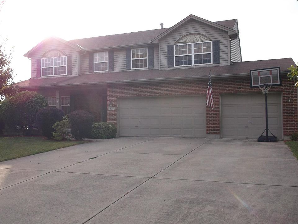 1st image of 825 Harbor Pl