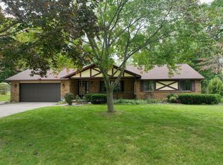 8505 Wesley Dr, Flushing, MI 48433