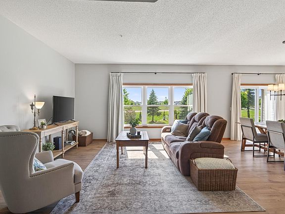 5th image of 1245 Vernon Dr