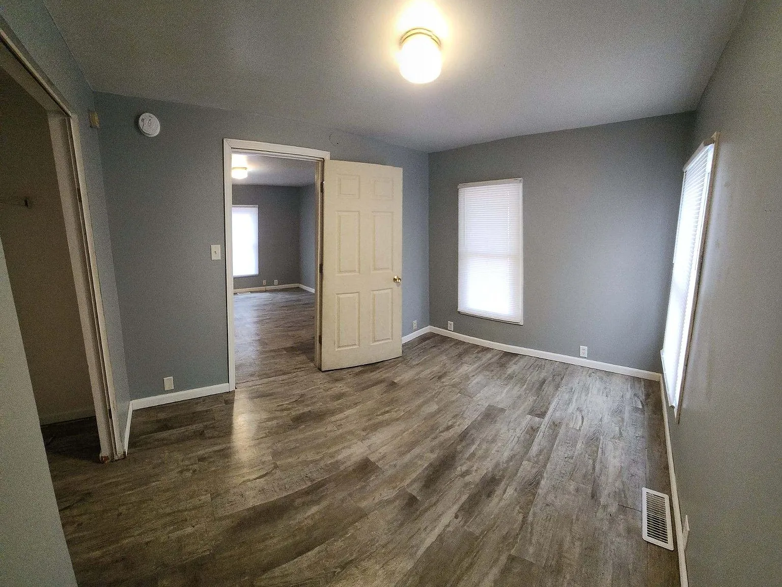 Nice 1 bedroom with full basement — Photo 3