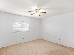 8090 Chestnut Ash Dr, Converse, TX 78109