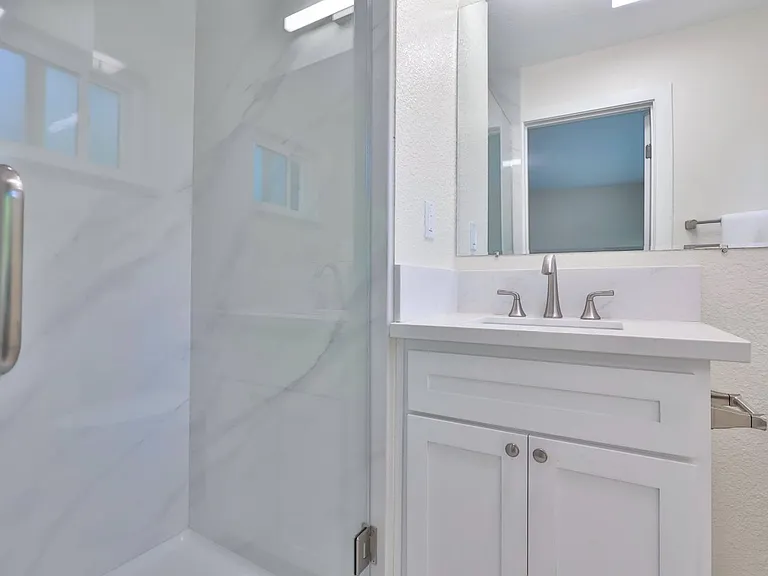 8257 Lake Forest Dr — Photo 16