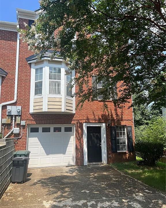 1st image of 53 Barrington Pl