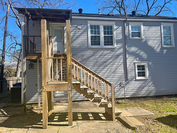2nd image of 2218 Creswell Ave #2218