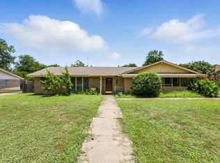 503 Bluebonnet Dr, Grapevine, TX 76051